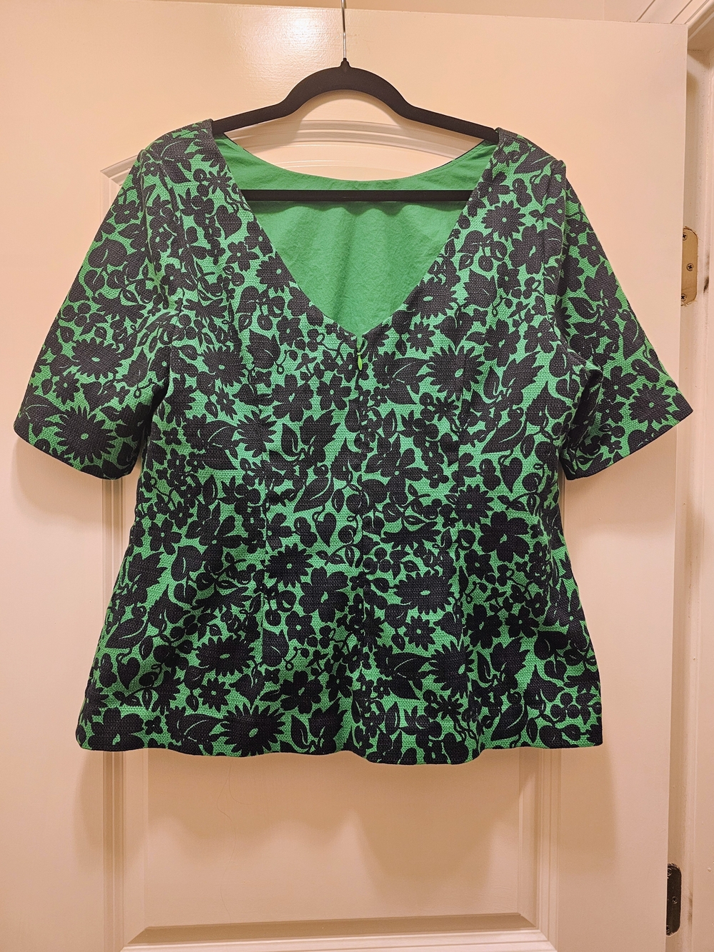 Boden Green & Navy Floral Jacquard Top Size 16 - Picture 4 of 7